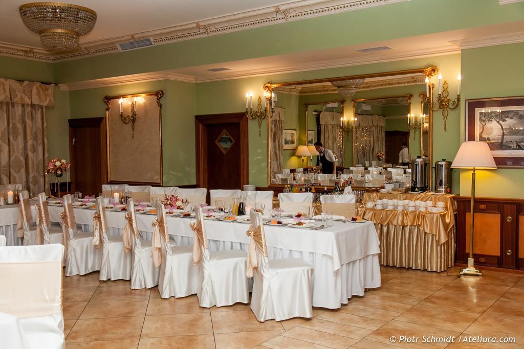 Hotel Sportwerk Tyniec Maly Εξωτερικό φωτογραφία