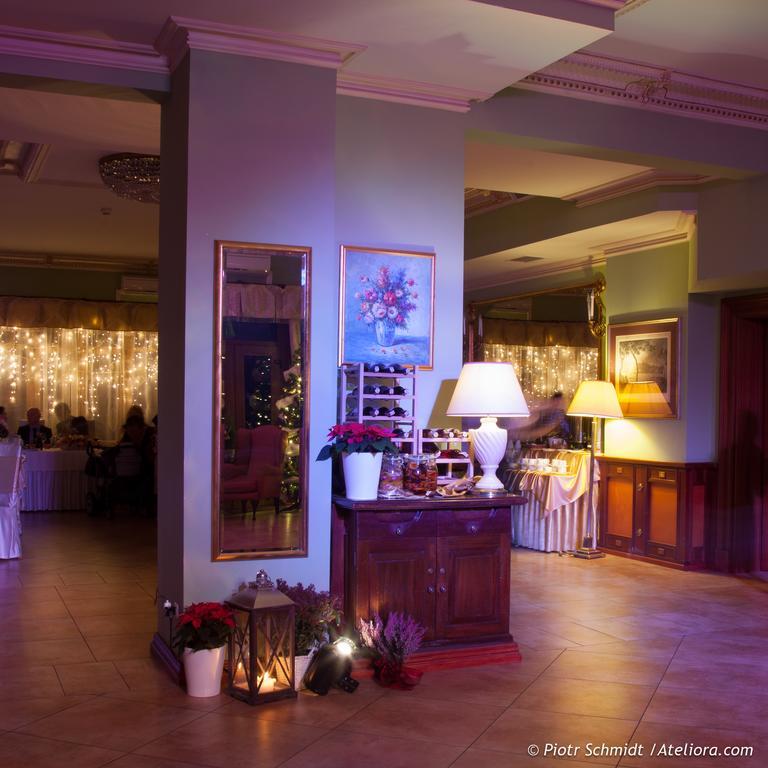Hotel Sportwerk Tyniec Maly Εξωτερικό φωτογραφία