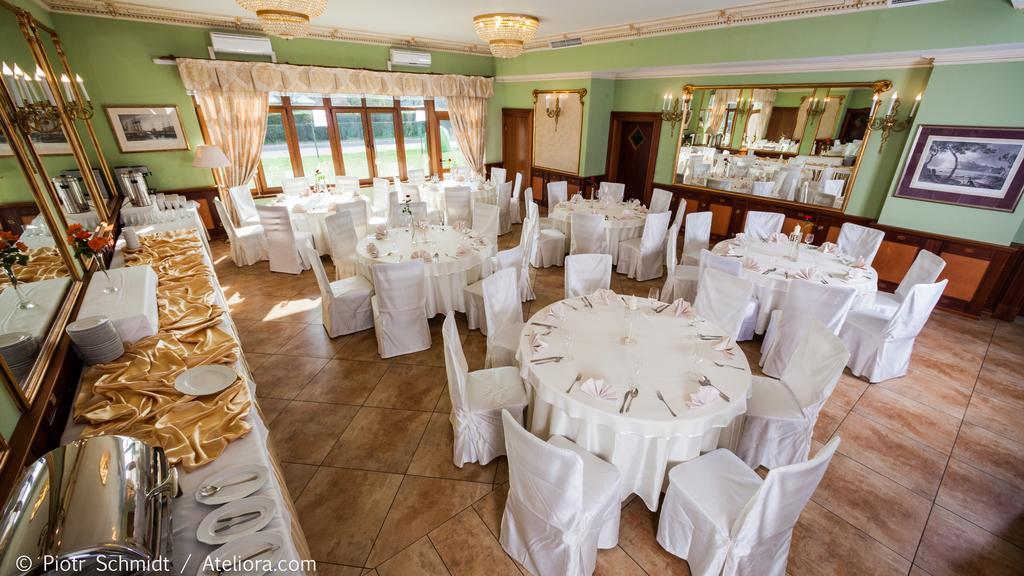 Hotel Sportwerk Tyniec Maly Εξωτερικό φωτογραφία