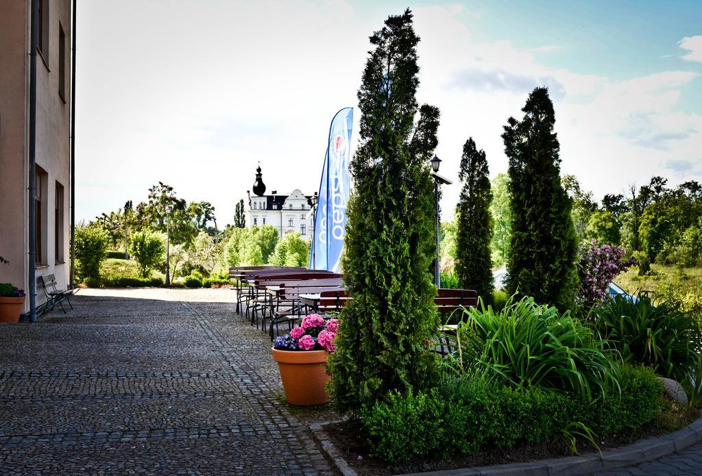 Hotel Sportwerk Tyniec Maly Εξωτερικό φωτογραφία