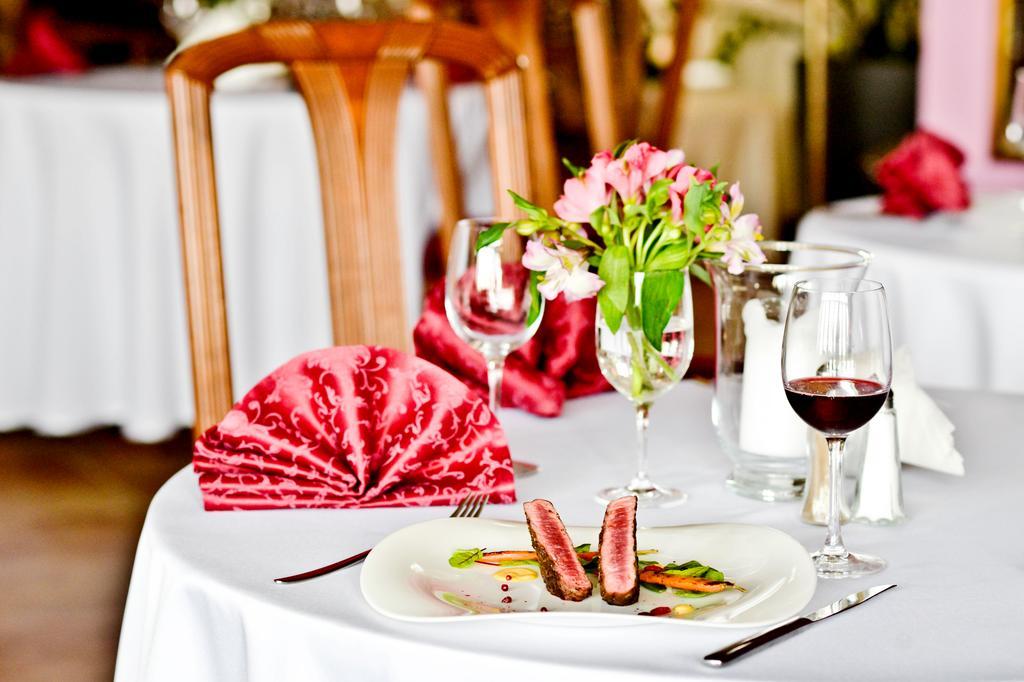Hotel Sportwerk Tyniec Maly Εξωτερικό φωτογραφία